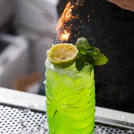 Afrodite Suites * Potos