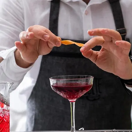 Afrodite Suites Apartment Potos